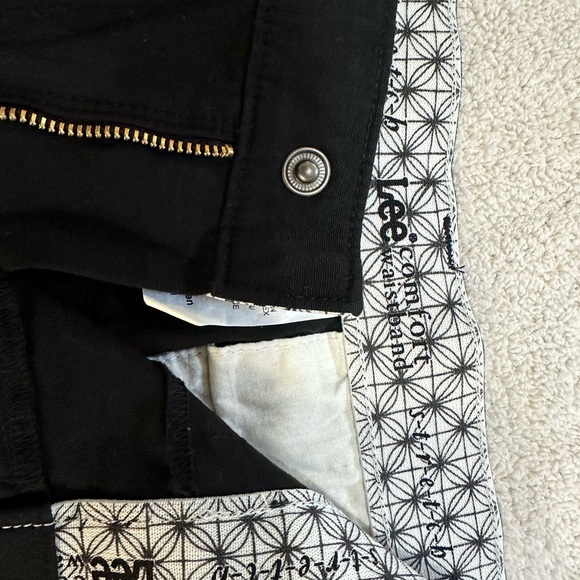 Lee Comfort Waistband and s t r e t c h shorts size 12 - Picture 3 of 5